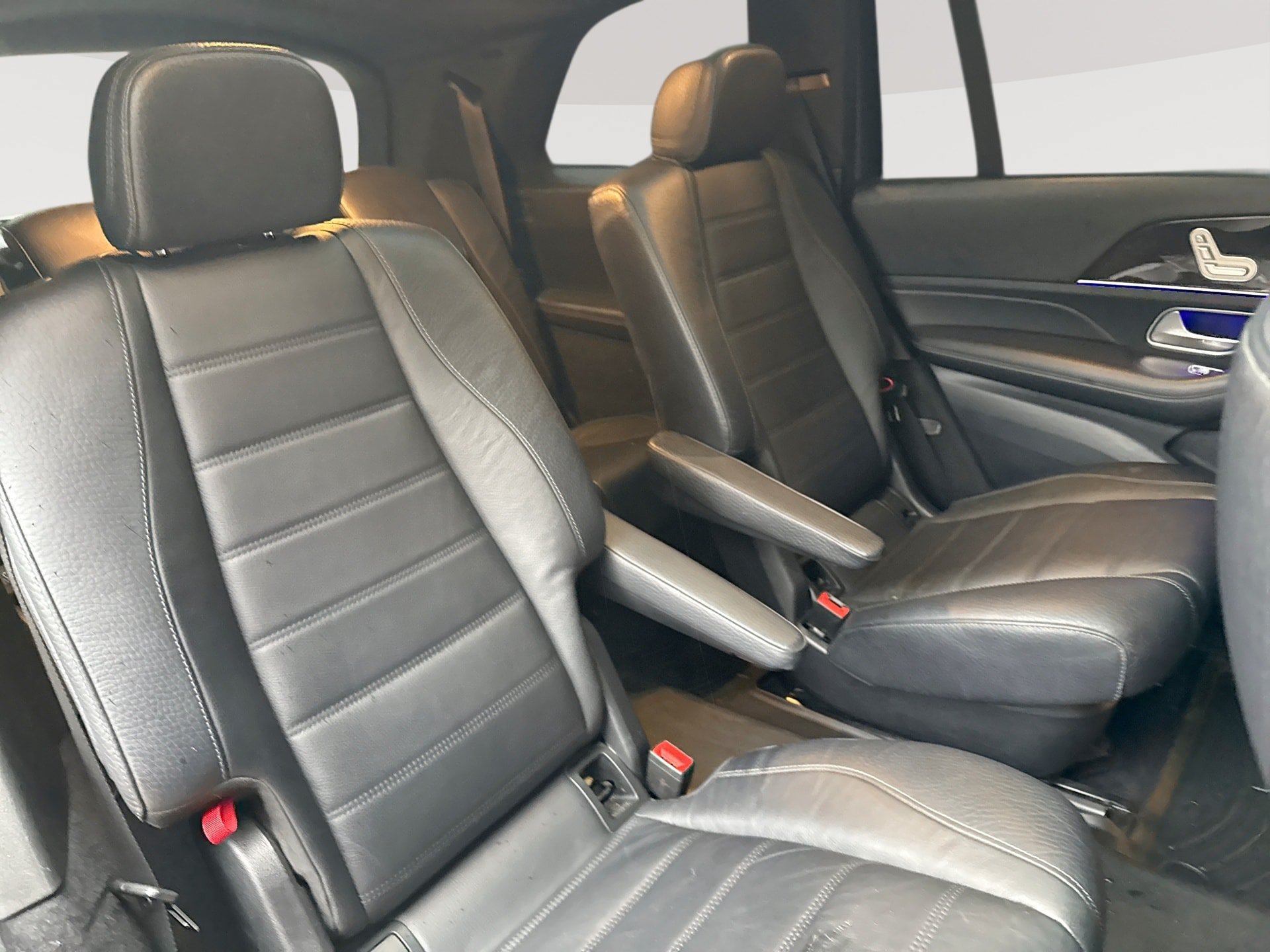 Used 2021 Mercedes-Benz GLS 580 4MATIC image 26
