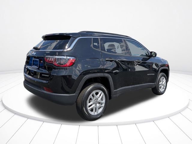 Used 2021 Jeep Compass Sport AWD/4WD image 3