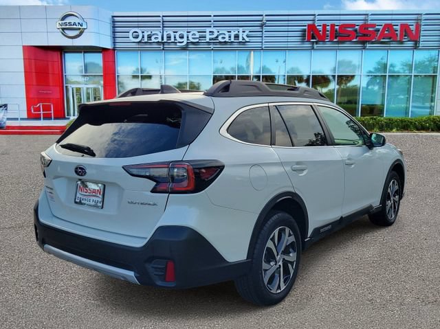 Used 2022 Subaru Outback Limited AWD/4WD image 2