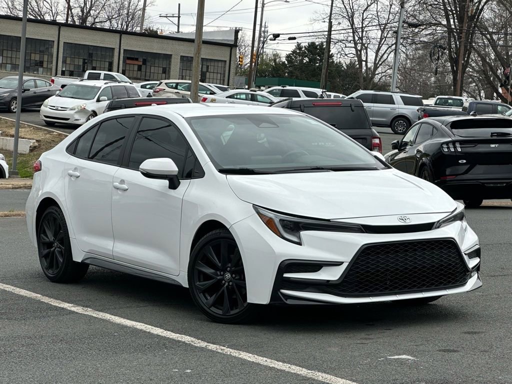Used 2024 Toyota Corolla SE image 45