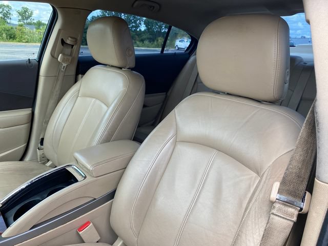 Used 2011 Buick LaCrosse CXL FWD image 6