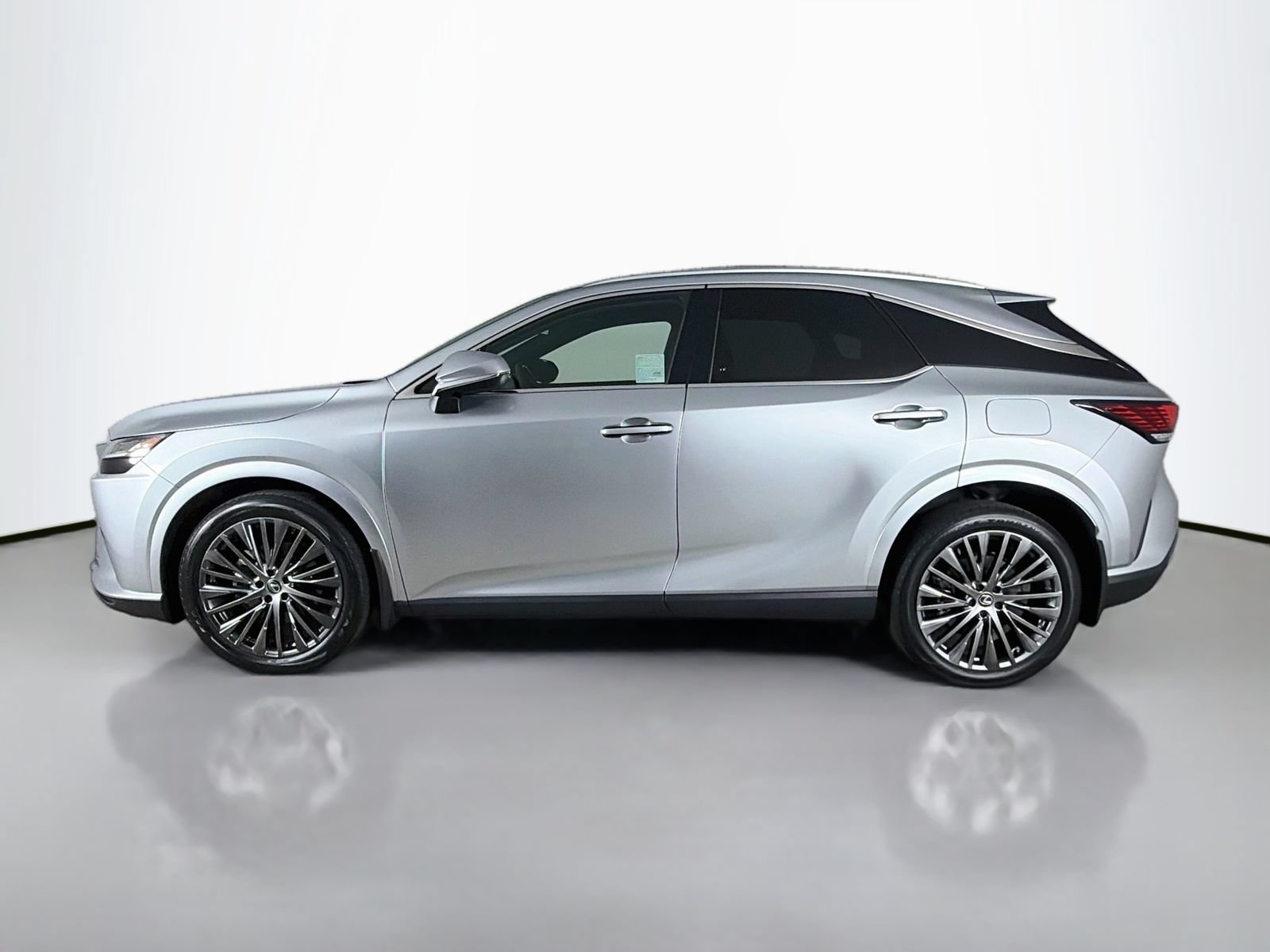 Used 2023 Lexus RX 350 FWD w/ Cold Area Package image 4