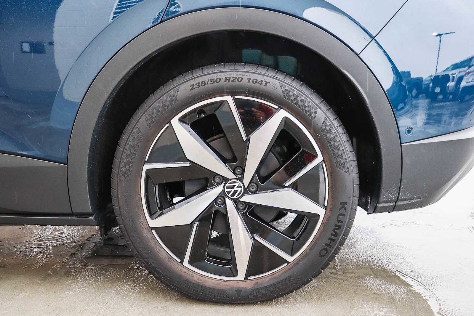 Used 2023 Volkswagen ID.4 S image 10