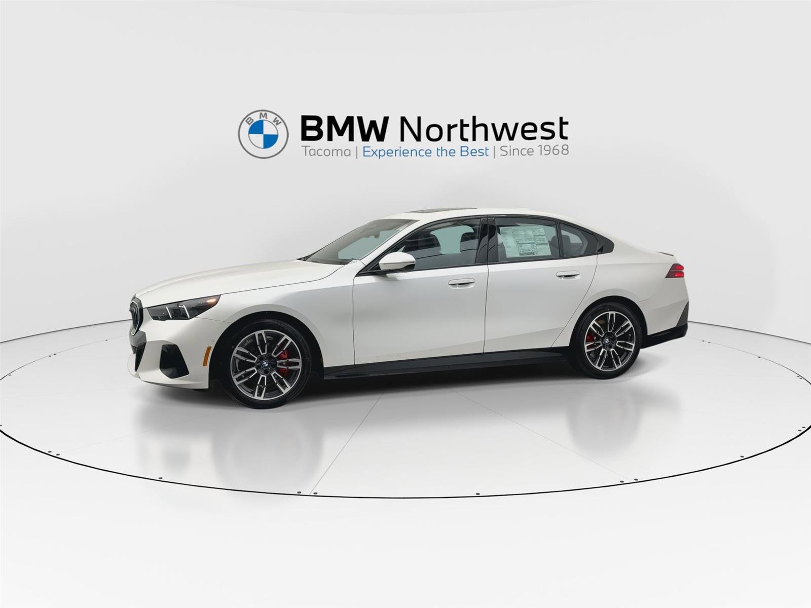 New 2026 BMW 530i xDrive w/ M Sport Package image 10