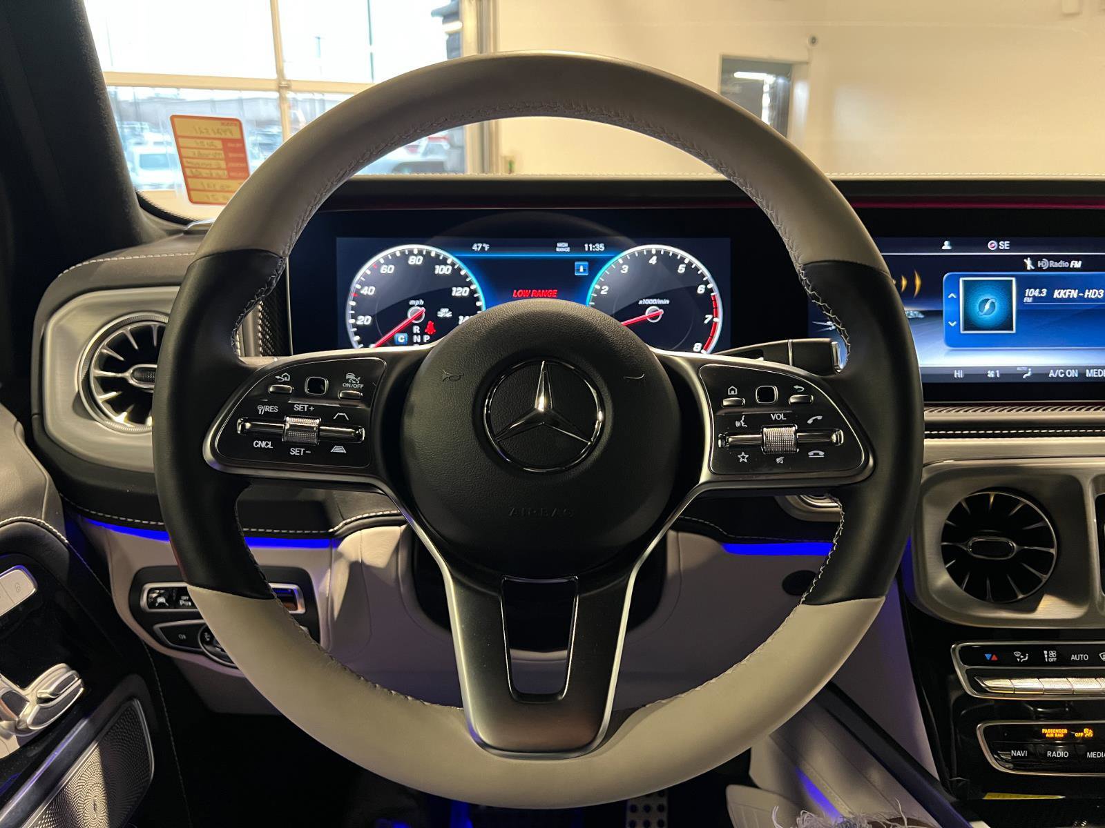 Used 2021 Mercedes-Benz G 550 image 11