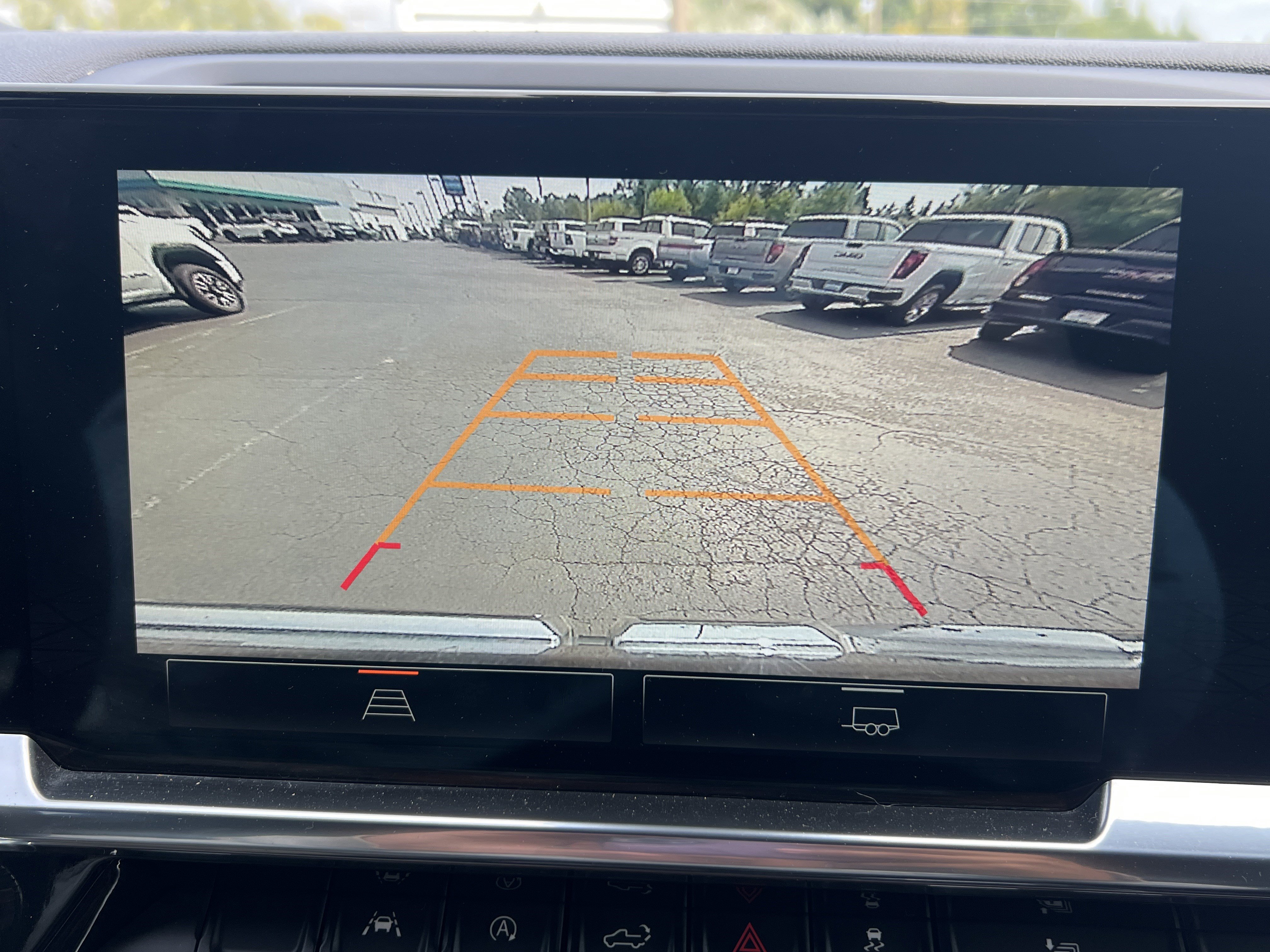 Used 2024 GMC Sierra 1500 Elevation image 11