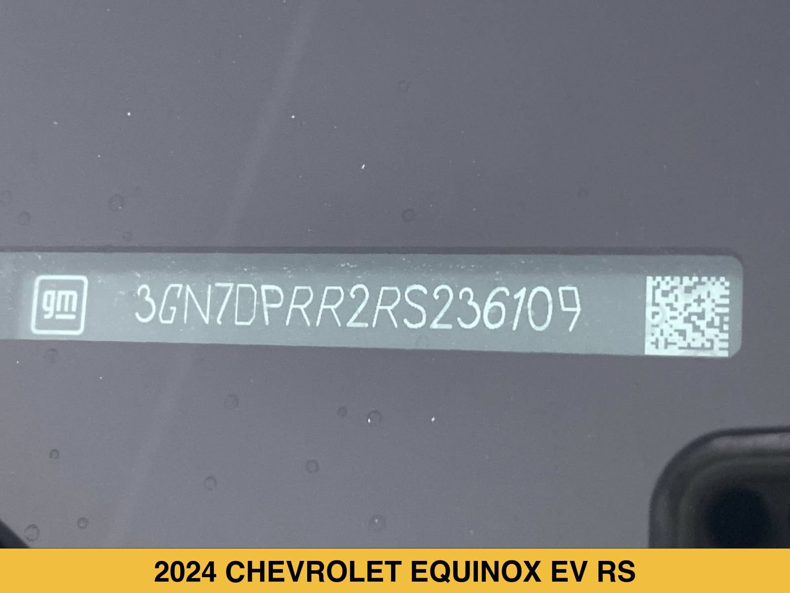 Certified 2024 Chevrolet Equinox EV RS AWD/4WD image 15