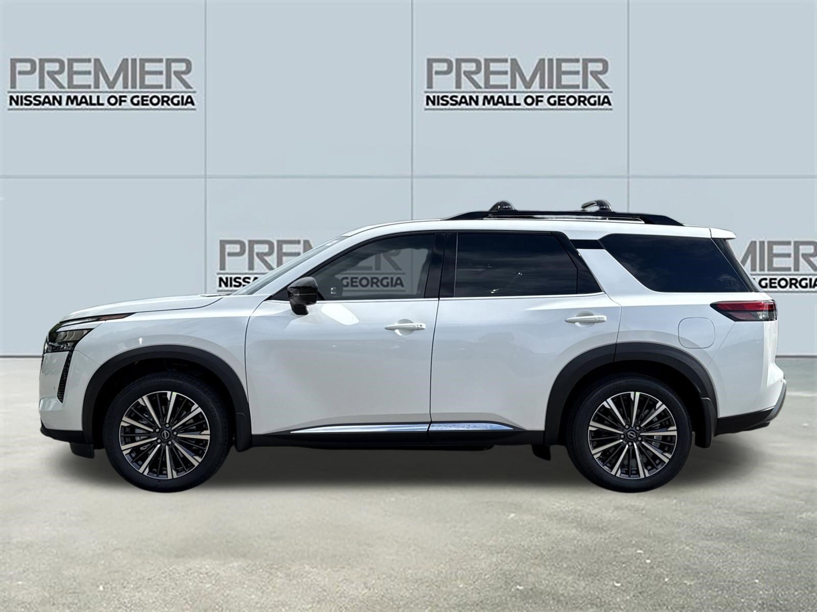 New 2026 Nissan Pathfinder Platinum FWD image 22