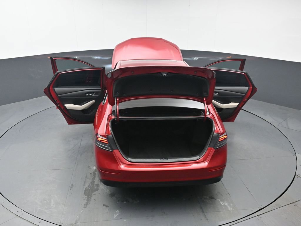 Certified 2023 Honda Accord EX image 50