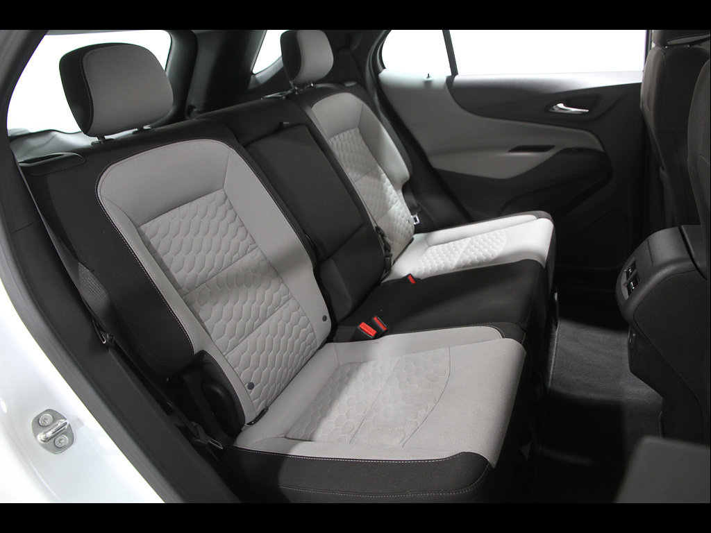 Used 2020 Chevrolet Equinox LS FWD image 17