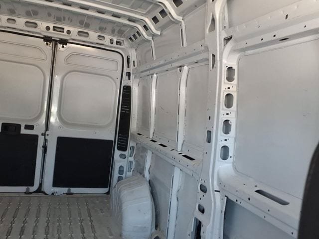 Used 2025 RAM ProMaster 2500 w/ Convenience Group FWD image 13