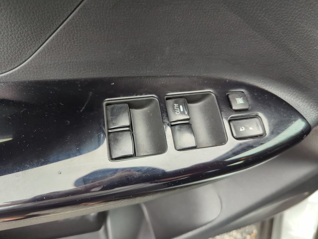 Used 2023 Mitsubishi Eclipse Cross Ralliart AWD/4WD image 31