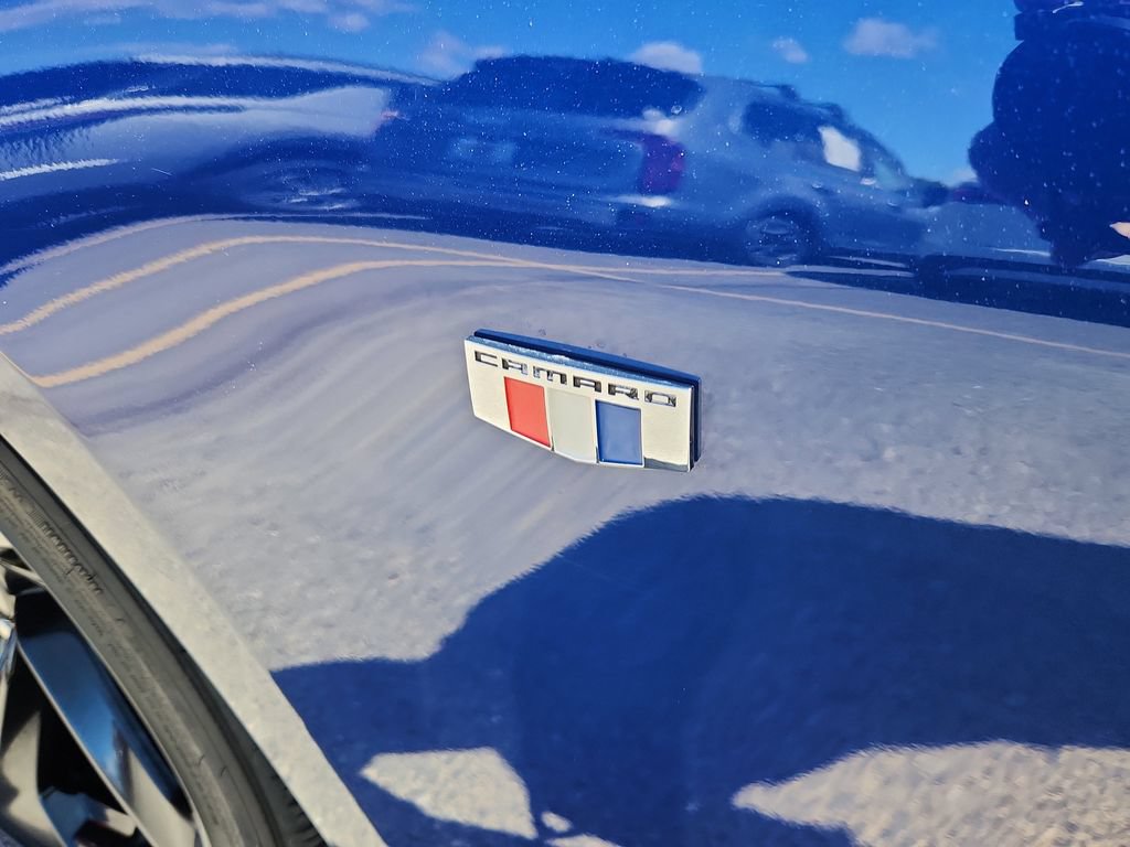 Used 2023 Chevrolet Camaro LT RWD image 17