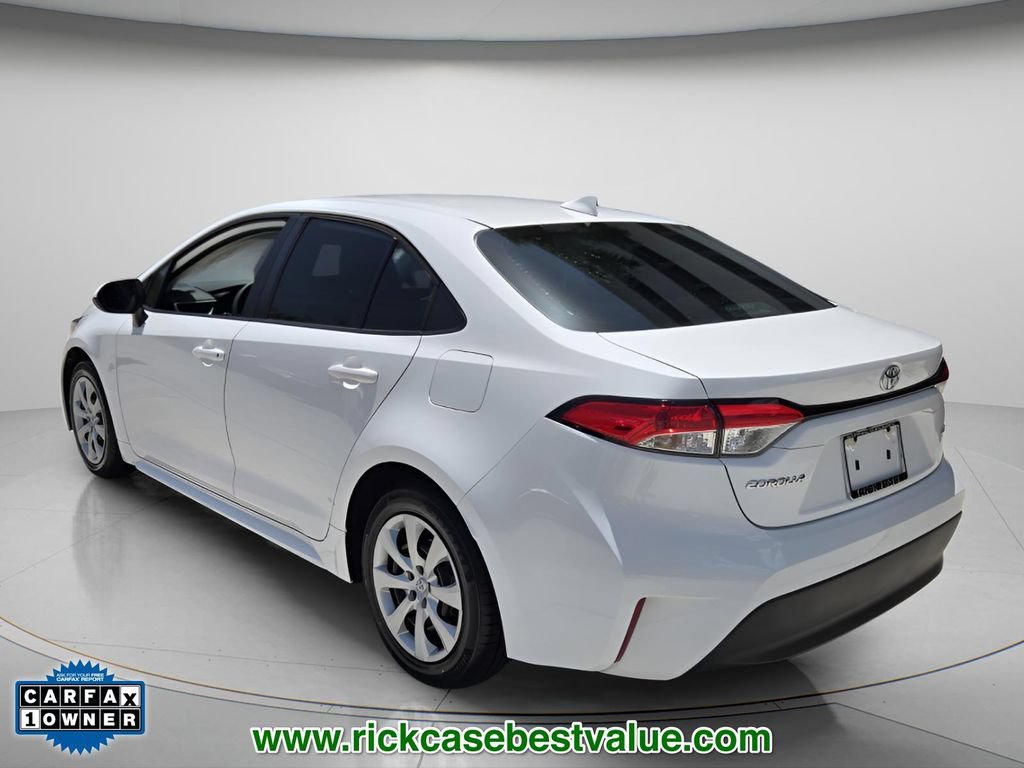 Used 2023 Toyota Corolla LE FWD image 8