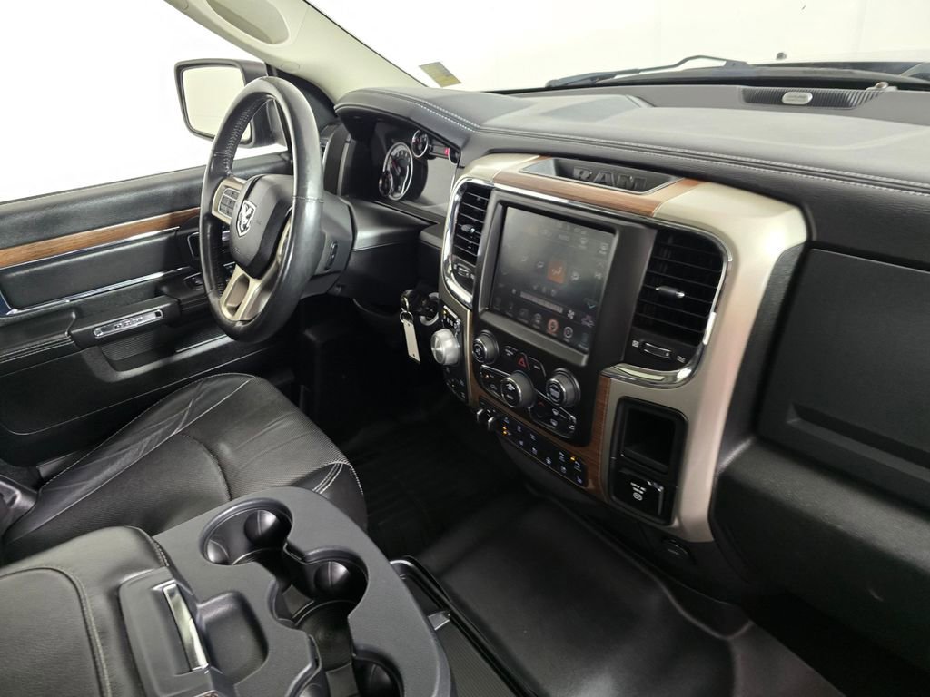 Used 2014 RAM 1500 Laramie image 10