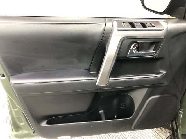 Used 2021 Toyota 4Runner Trail Special Edition AWD/4WD image 12