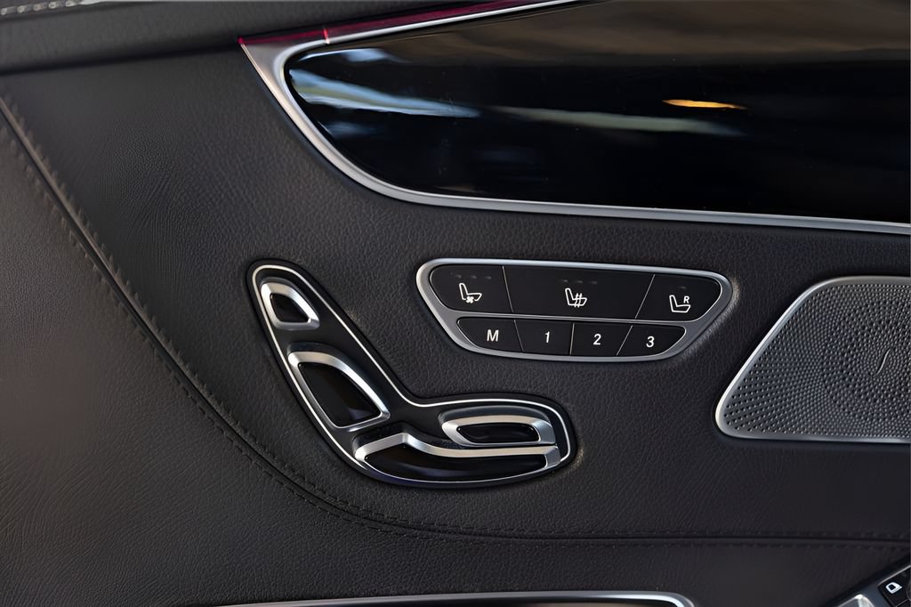 Used 2019 Mercedes-Benz S 560 4MATIC Coupe image 36