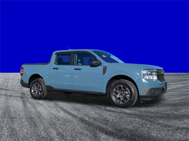 Certified 2022 Ford Maverick XLT image 2