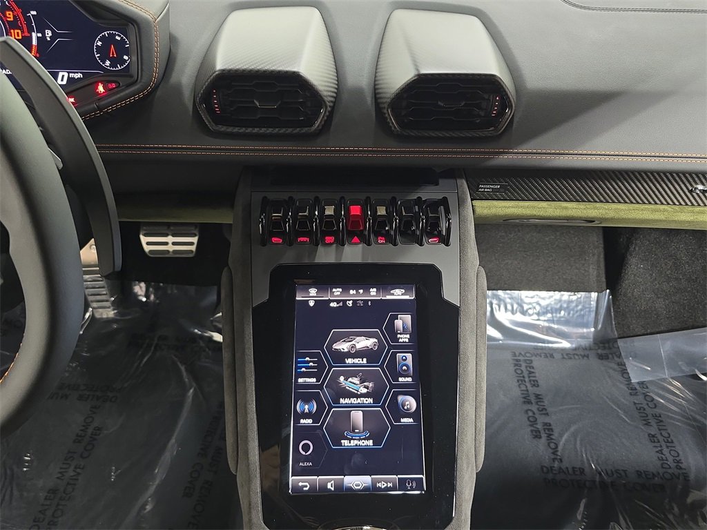 Used 2024 Lamborghini Huracan Sterrato image 16