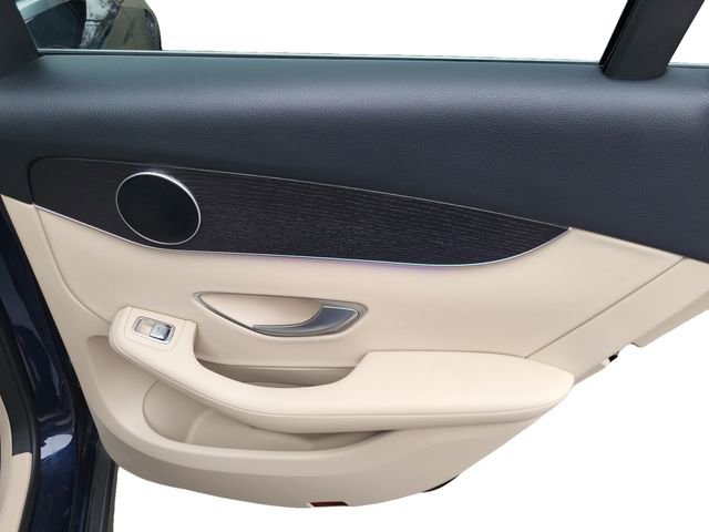 Used 2022 Mercedes-Benz GLC 300 4MATIC image 25