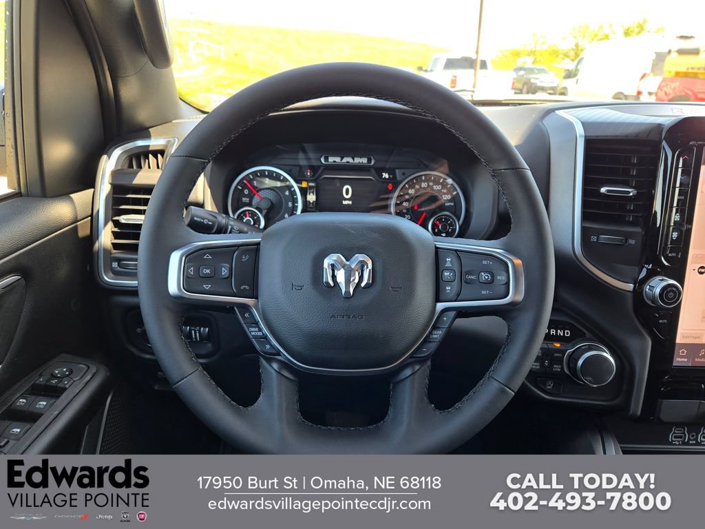 New 2026 RAM 1500 Big Horn AWD/4WD image 17
