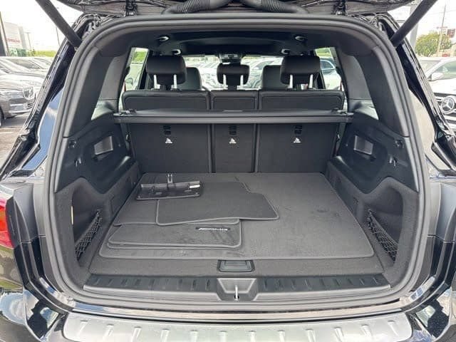 New 2025 Mercedes-Benz GLB 35 AMG 4MATIC image 23