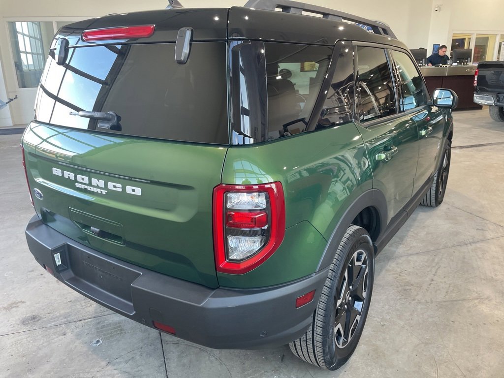 Used 2023 Ford Bronco Sport Outer Banks w/ Tech Package image 5
