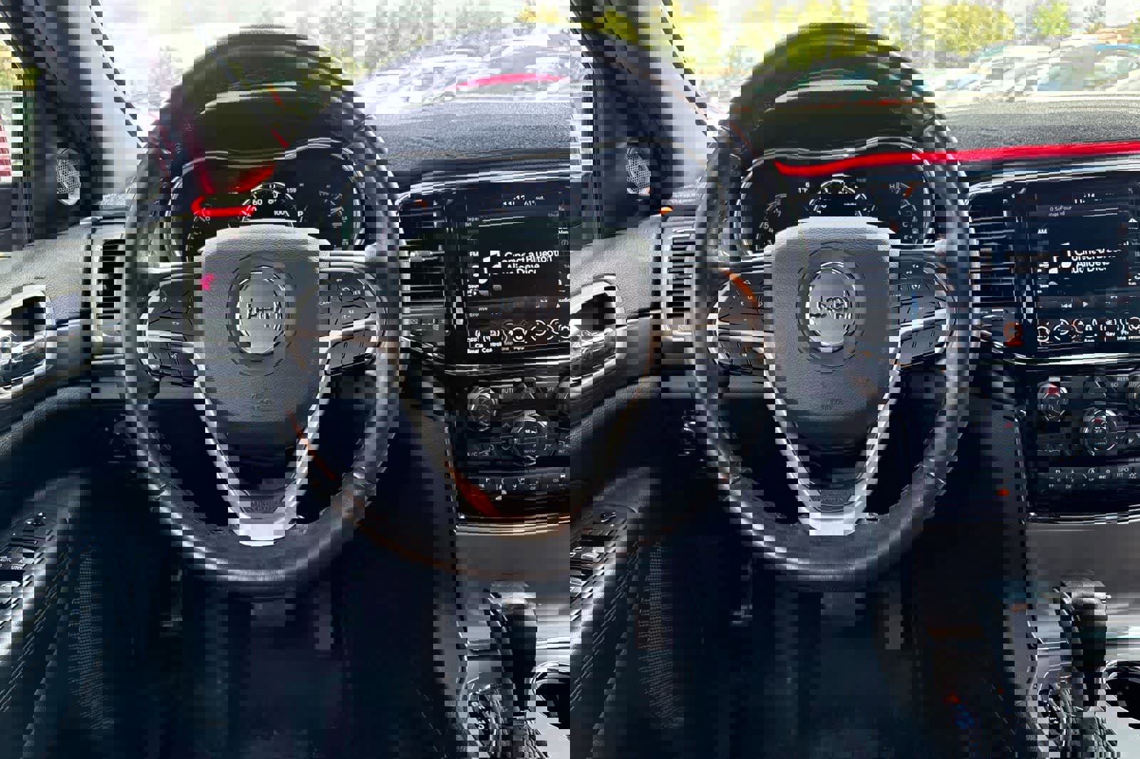 Used 2020 Jeep Grand Cherokee Altitude image 16