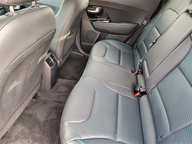 Used 2022 Kia Niro EX Premium image 32