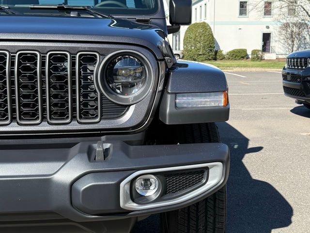 New 2026 Jeep Gladiator Sport AWD/4WD image 10