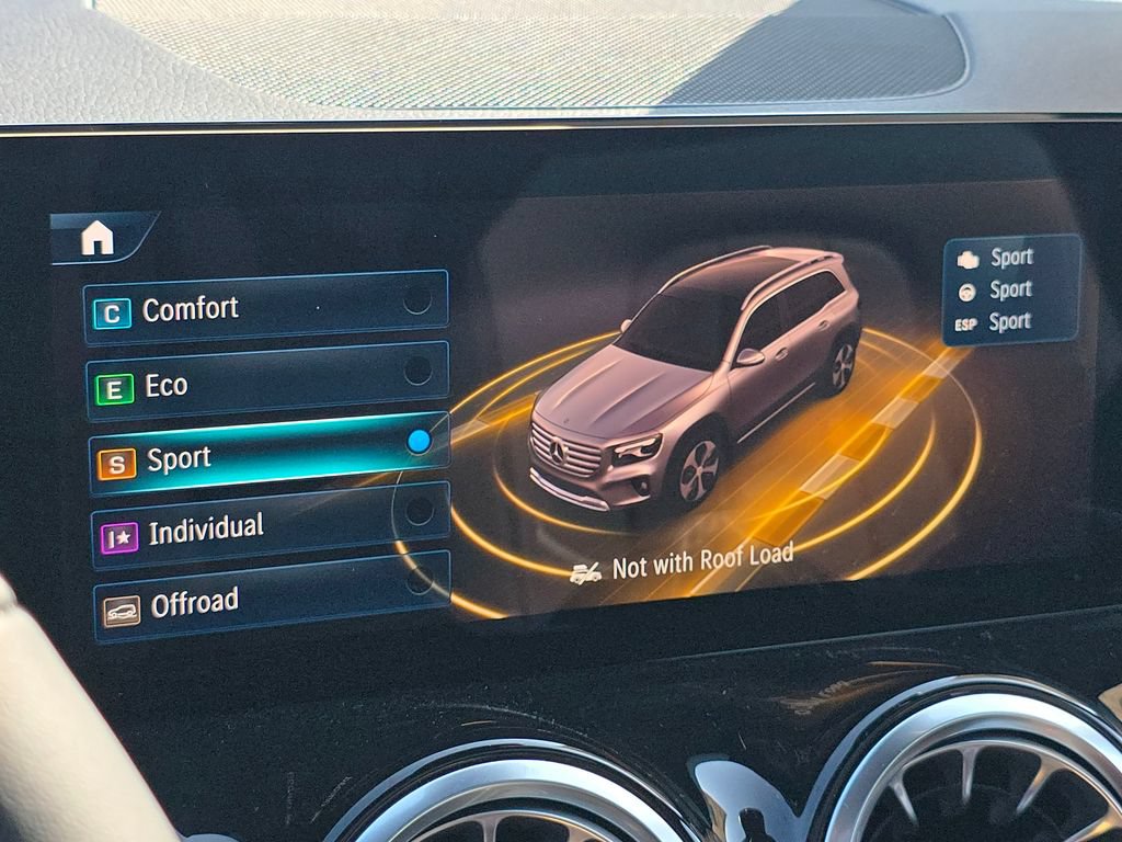 New 2026 Mercedes-Benz GLB 250 4MATIC image 31