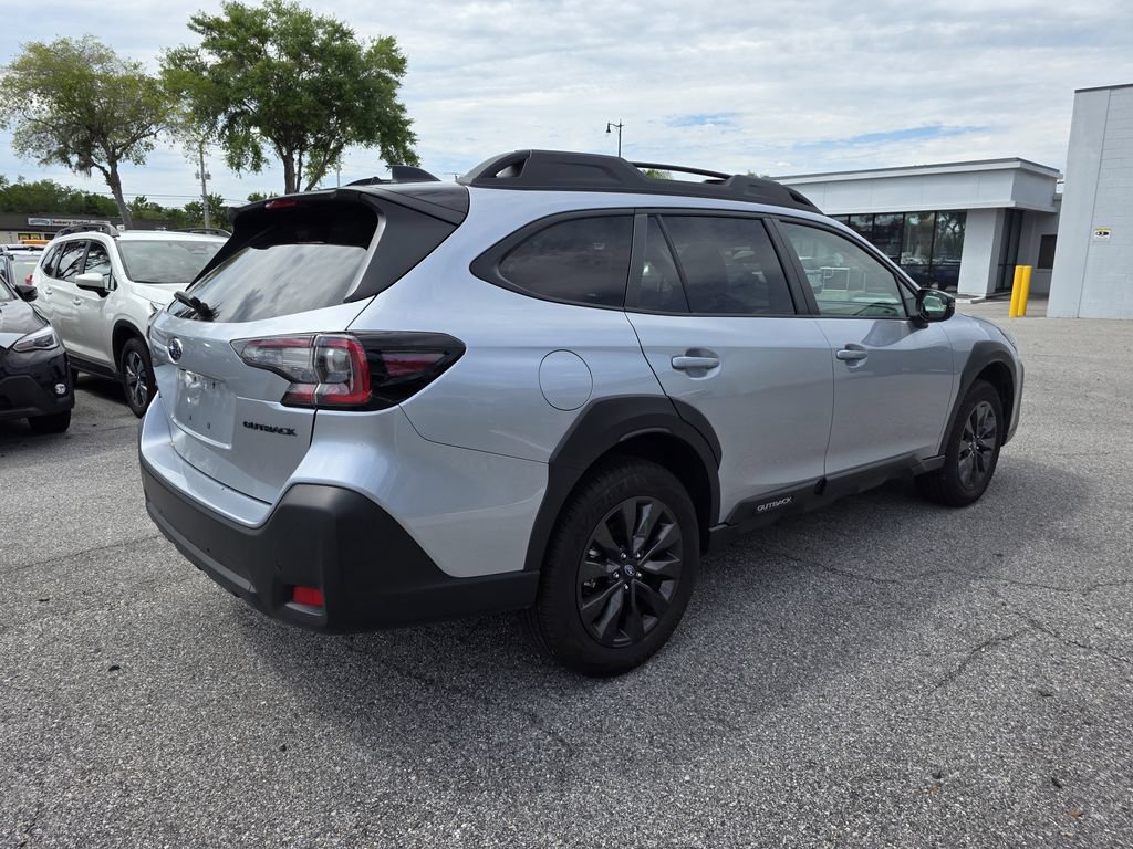 Used 2025 Subaru Outback Onyx Edition AWD/4WD image 3