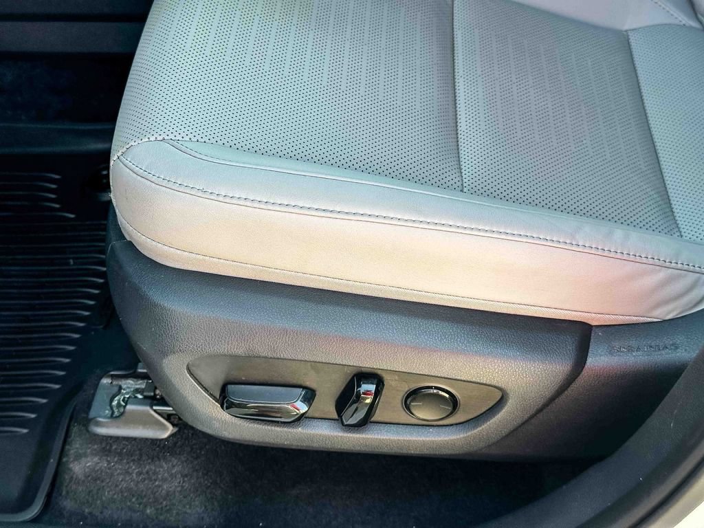 Used 2025 Lexus TX 350 AWD w/ Technology Package image 15