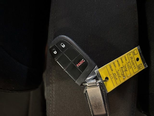 Used 2019 Jeep Renegade Sport w/ Sport Appearance Group AWD/4WD image 17