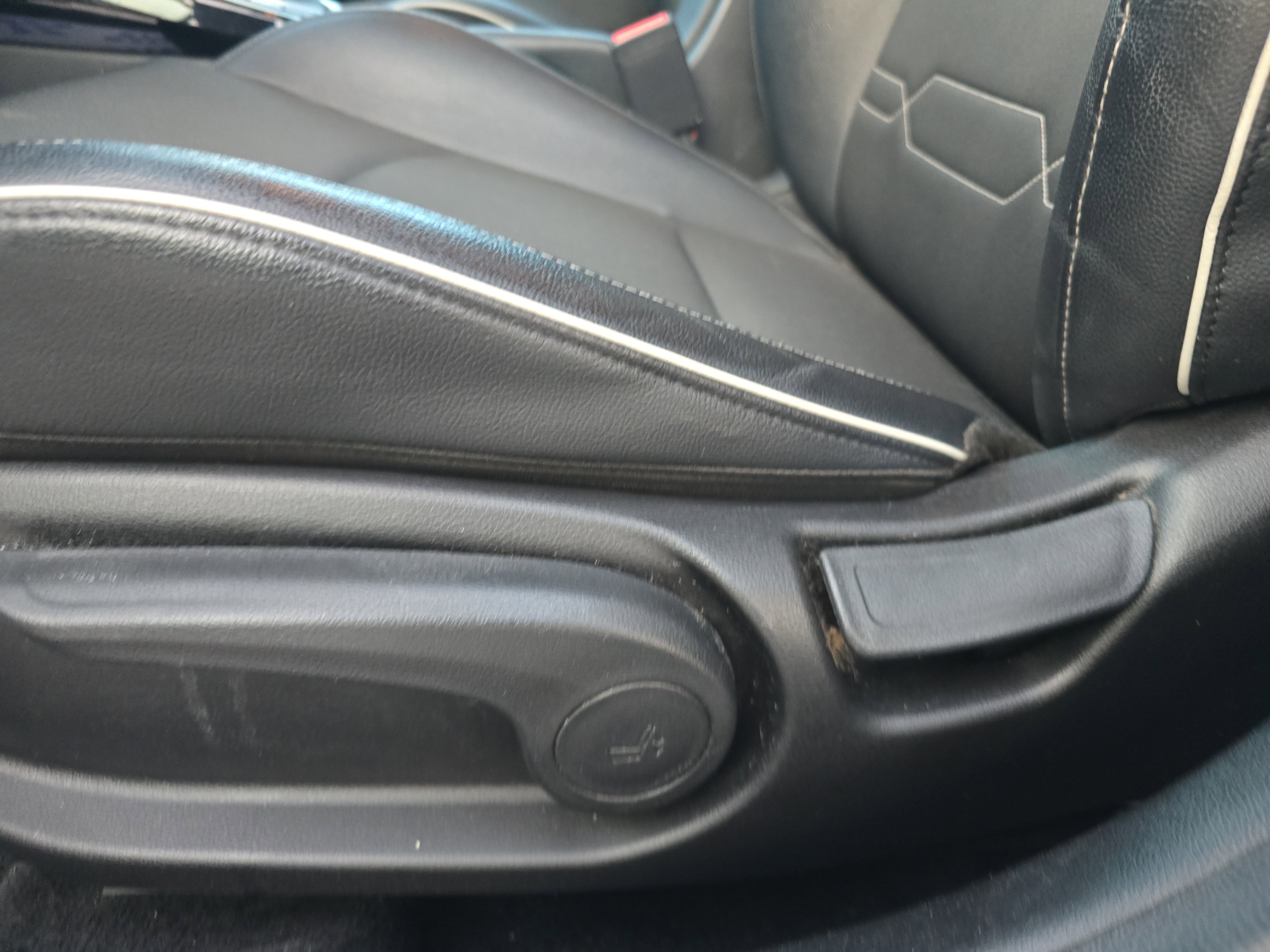 Used 2023 Kia Forte GT-Line image 13