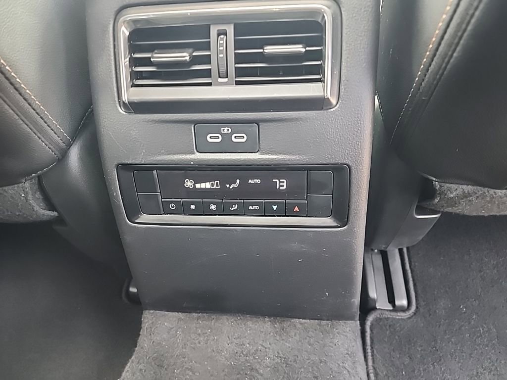 Used 2024 MAZDA CX-90 3.3 Turbo w/ Preferred Plus image 31