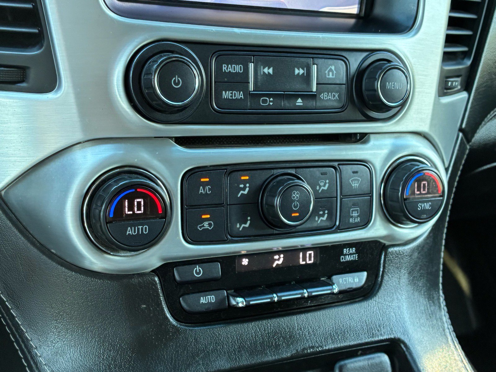 Used 2018 GMC Yukon SLE w/ Convenience Package RWD image 14