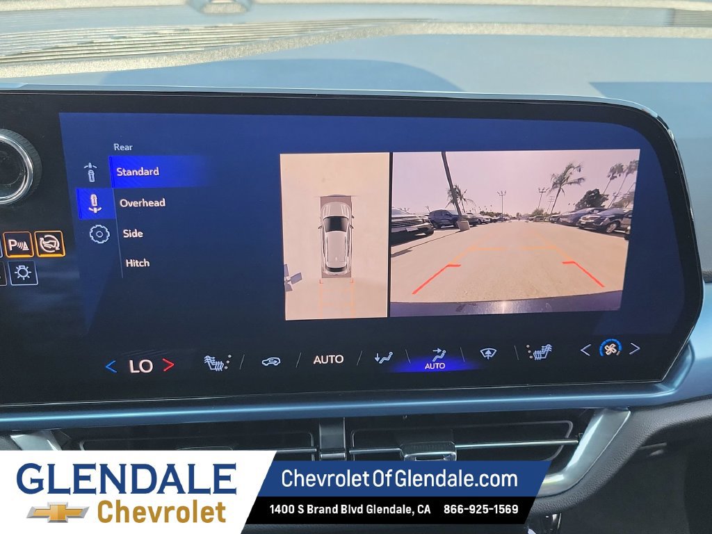Used 2024 Chevrolet Equinox EV LT FWD image 19