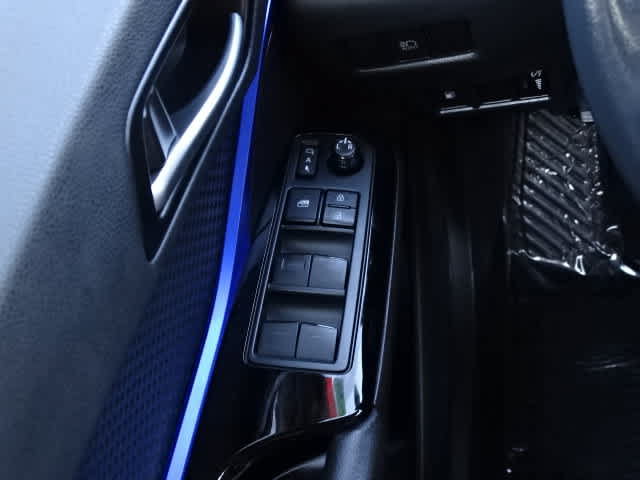 Certified 2021 Toyota C-HR XLE FWD image 36