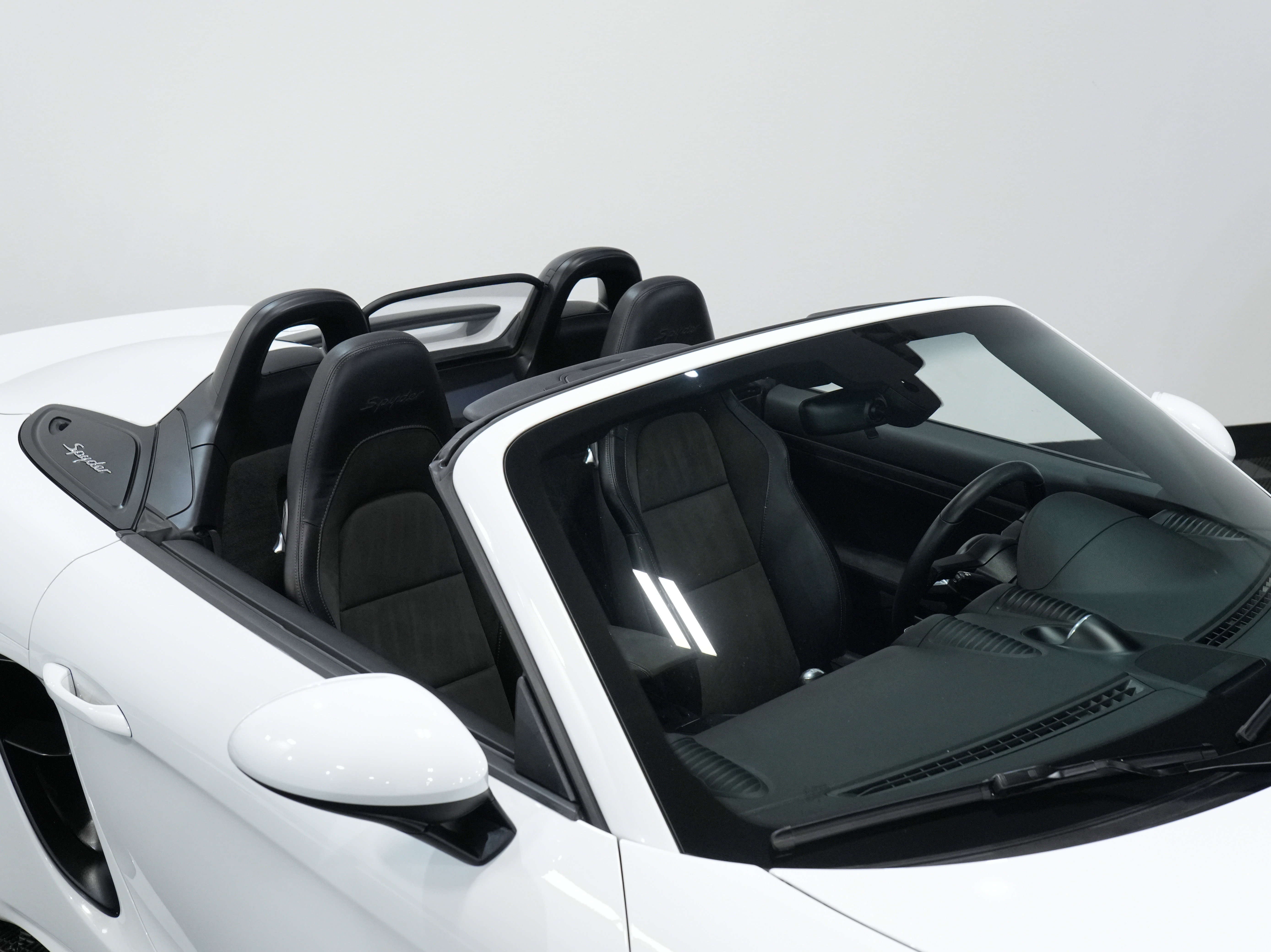 Used 2021 Porsche 718 Boxster Spyder image 14