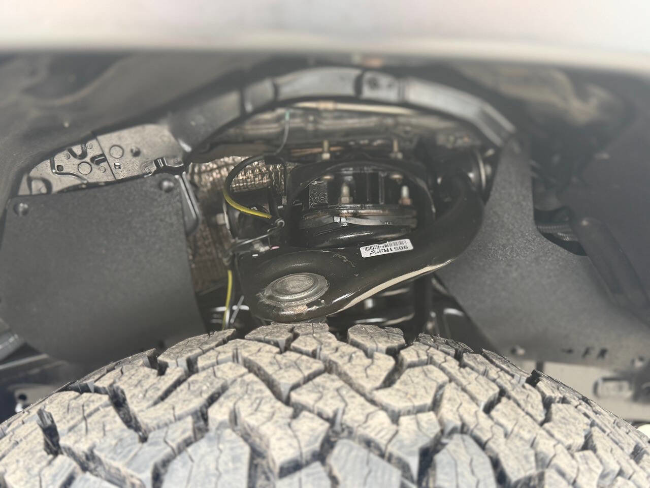 Used 2017 Toyota Tundra Limited w/ Limited Premium Package AWD/4WD image 37