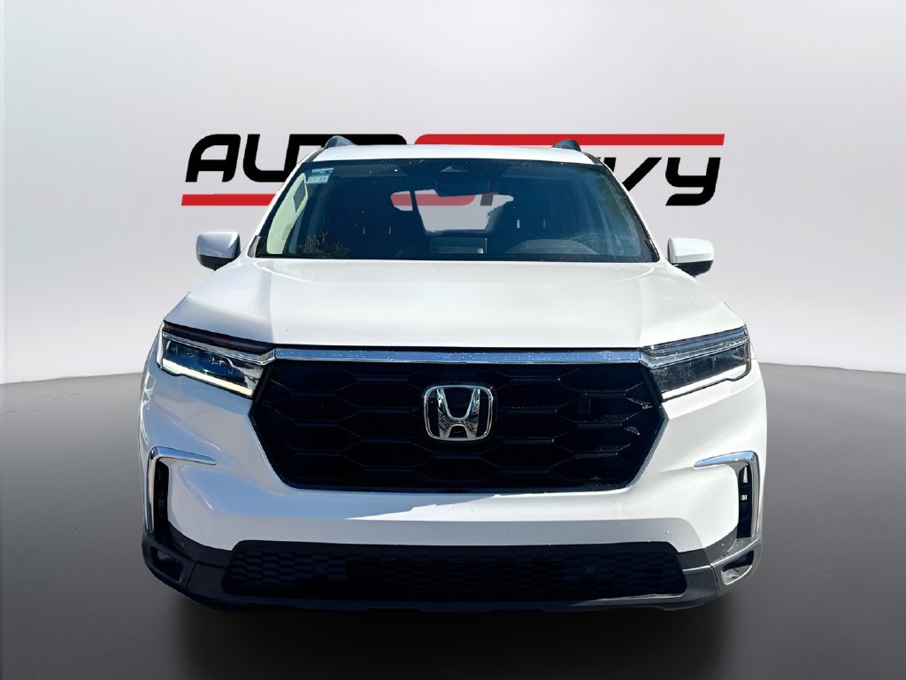 Used 2024 Honda Pilot EX-L image 2