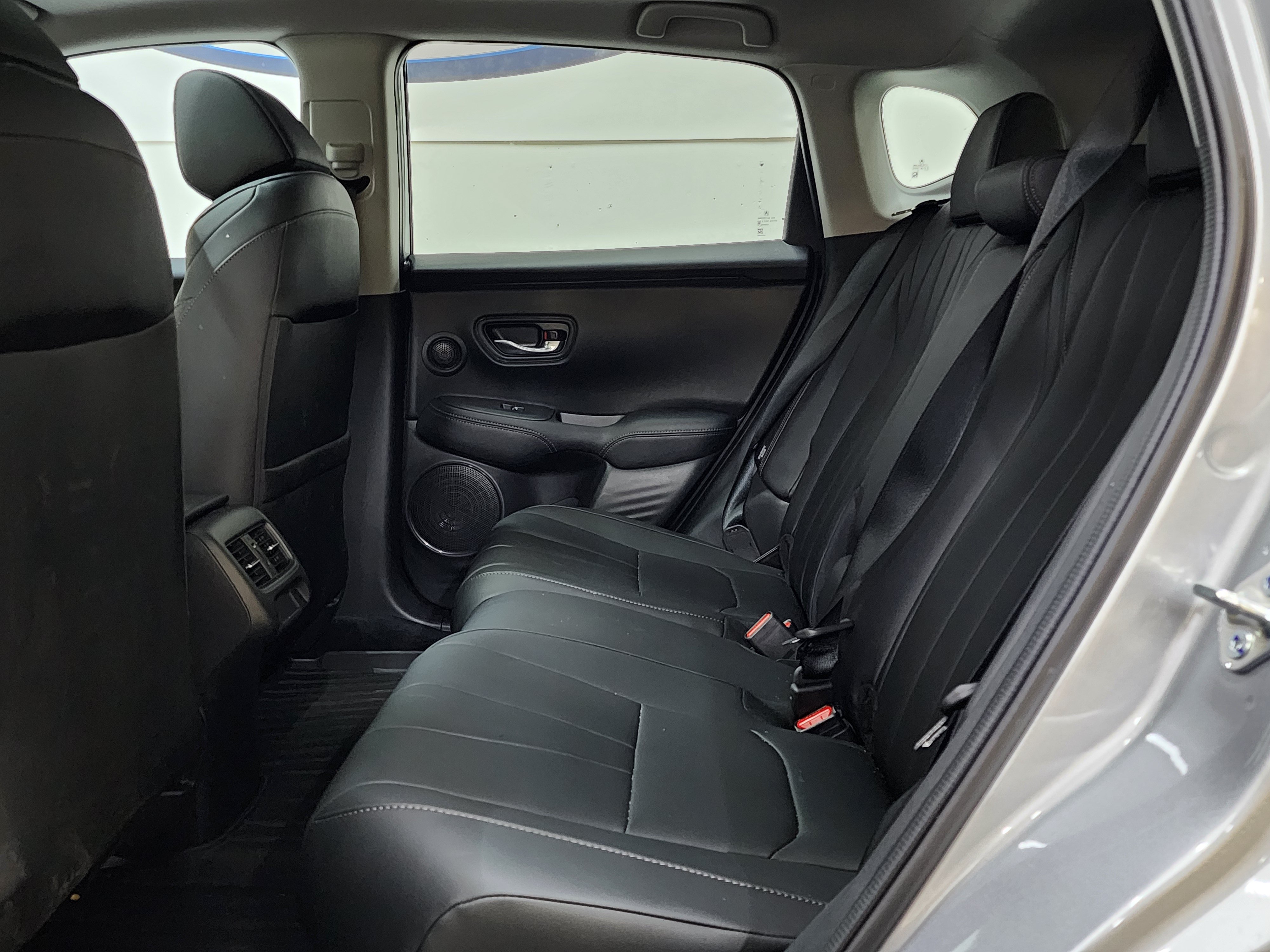 Certified 2025 Acura ADX FWD image 17