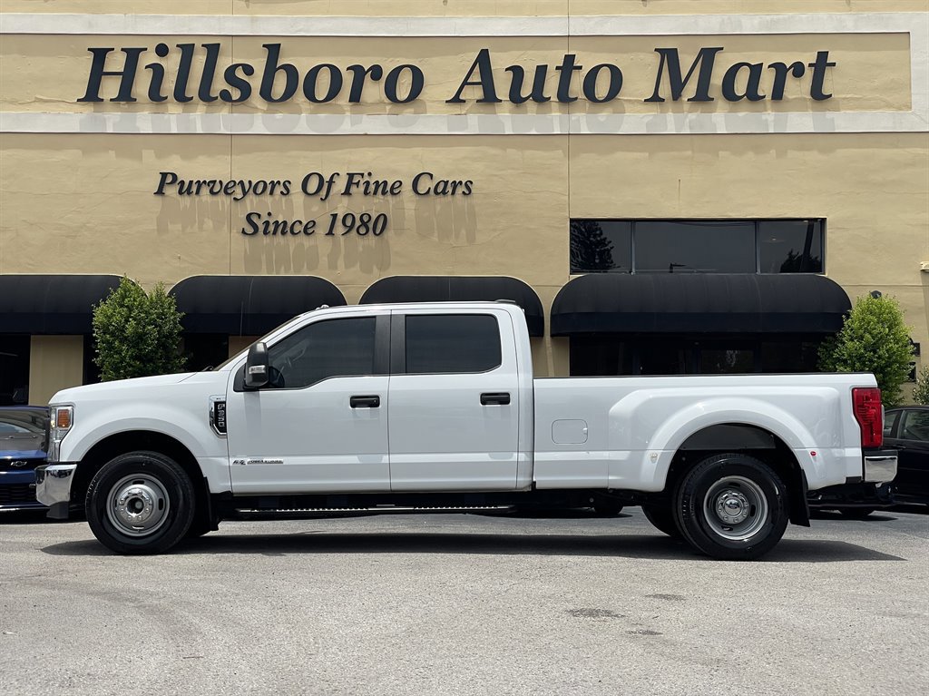 Used 2022 Ford F350 XL w/ Power Equipment Group image 3