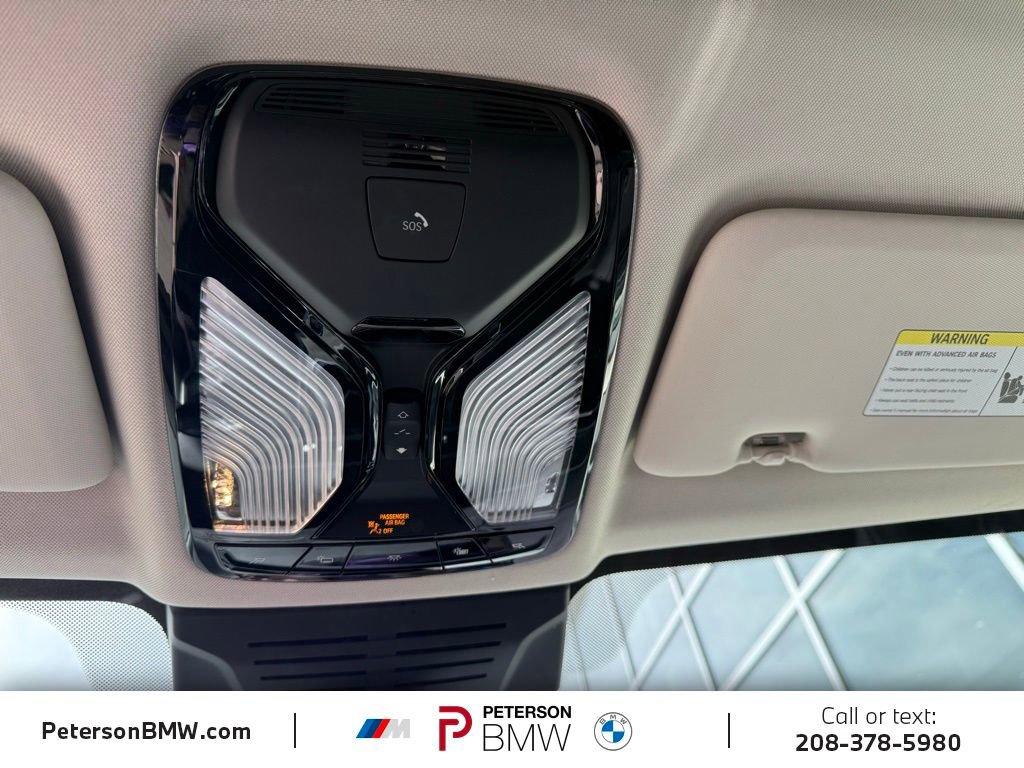 Used 2024 BMW X7 xDrive40i image 36