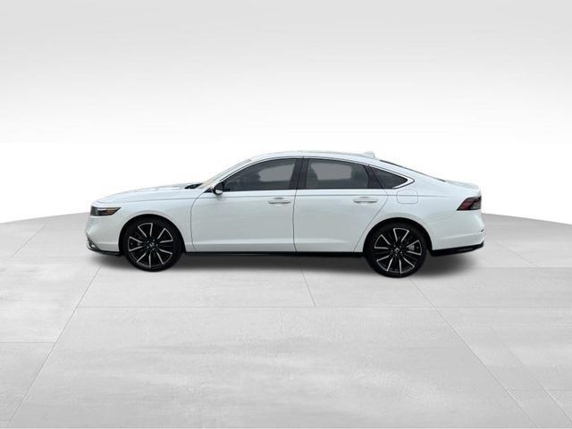 Used 2024 Honda Accord Touring image 8