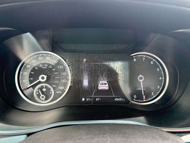 Used 2025 Genesis G70 2.5T AWD/4WD image 18