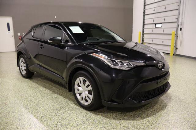 Used 2021 Toyota C-HR LE image 1