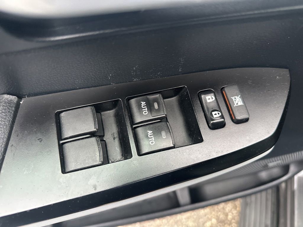 Used 2018 Toyota Tundra Limited w/ Limited Premium Package image 16