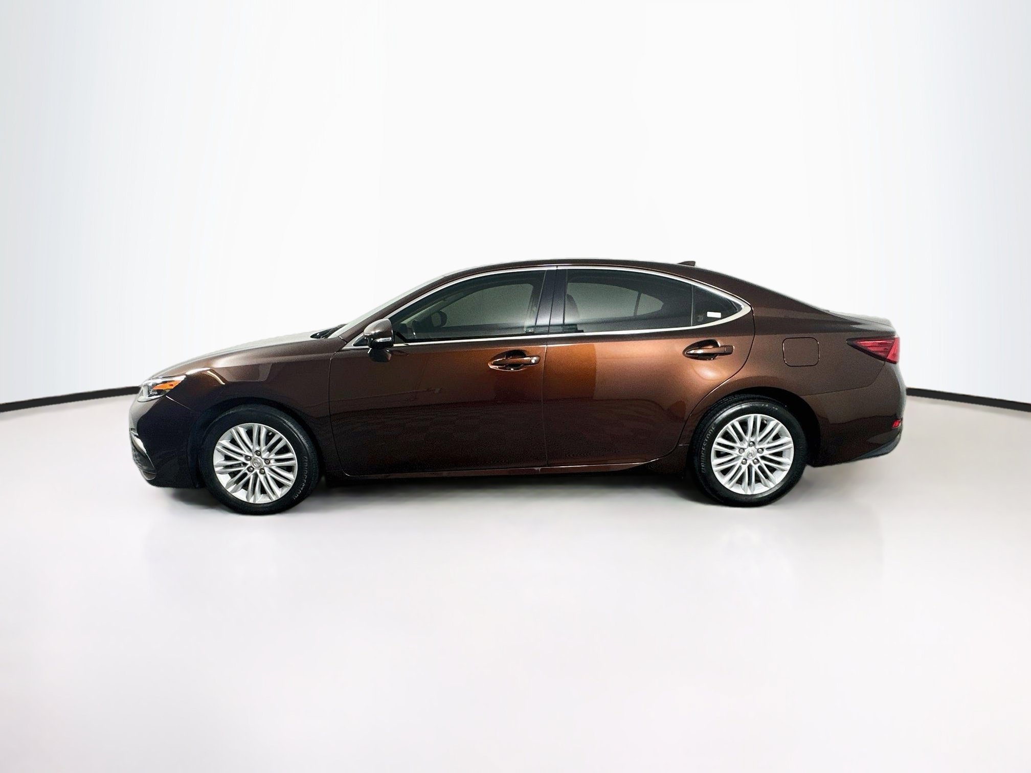 Used 2017 Lexus ES 350 w/ Premium Package FWD image 4